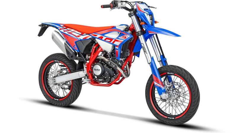 Beta amplia la gamma RR 125 4 tempi Enduro e Motard. Ecco cosa cambia