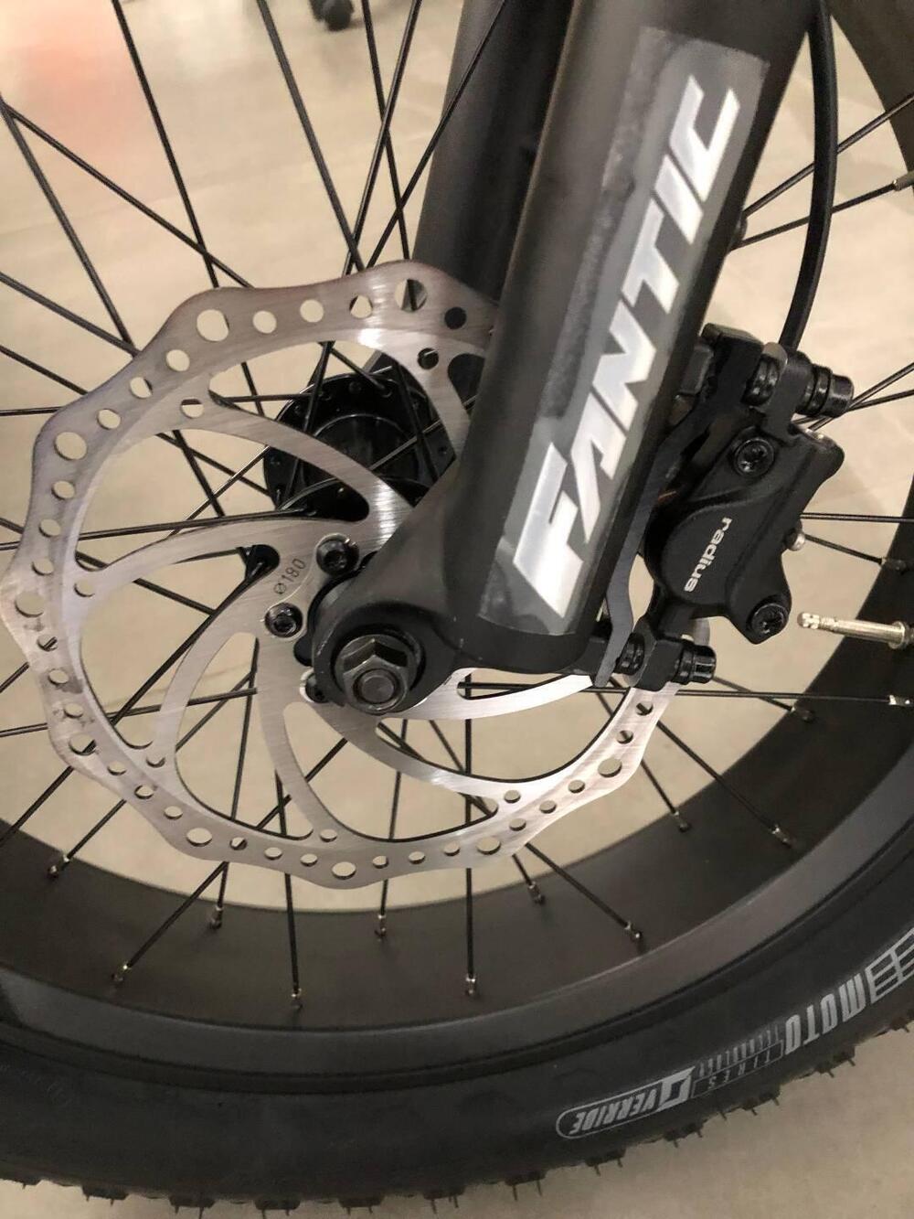 Fantic Motor Issimo 25 Fun (2022 - 25) (15)