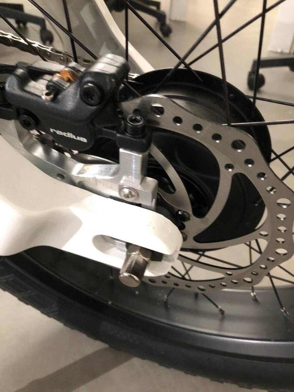 Fantic Motor Issimo 25 Fun (2022 - 25) (16)