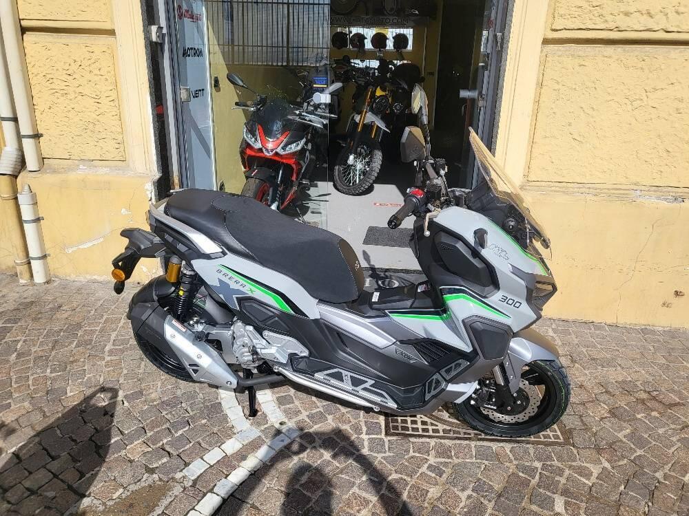 Kl Brera X 300 (2022 - 24) (3)