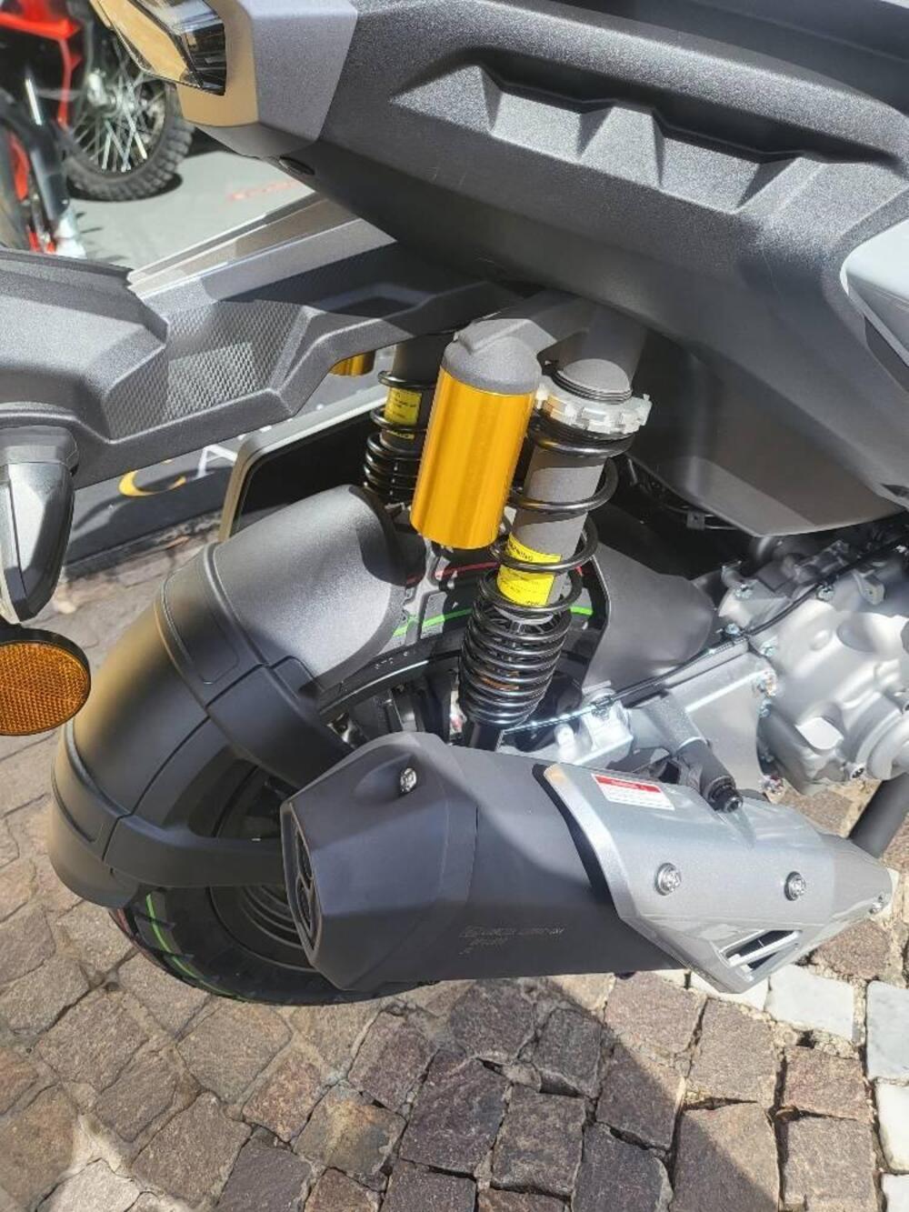 Kl Brera X 300 (2022 - 24) (9)