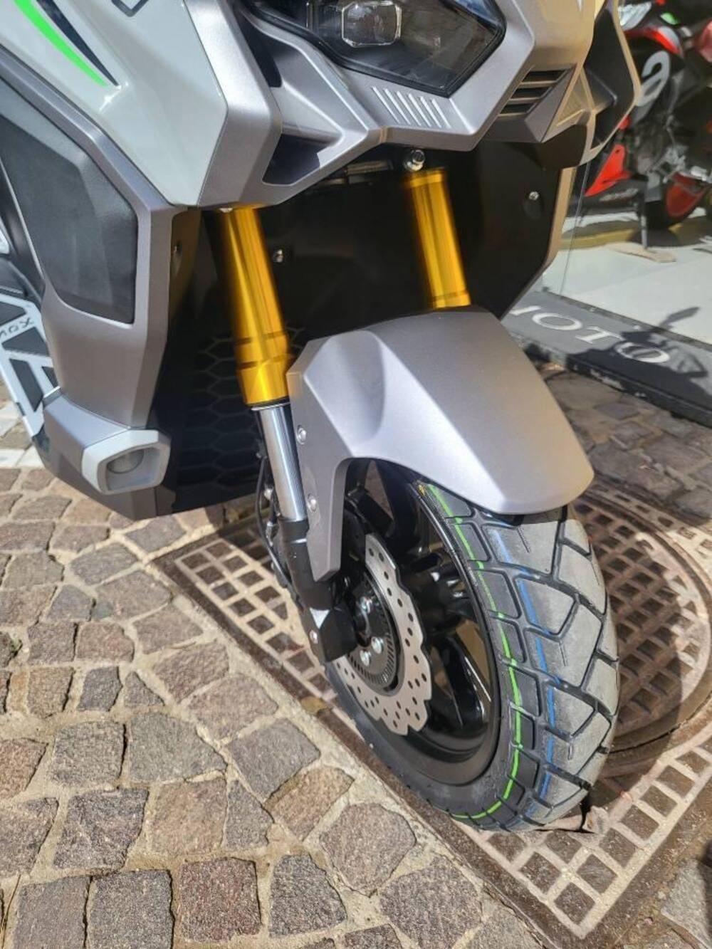 Kl Brera X 300 (2022 - 24) (10)