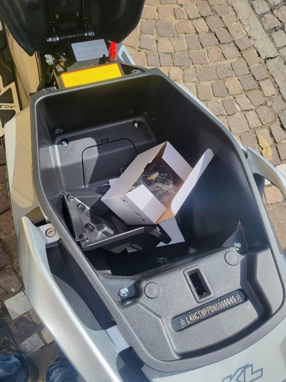 Kl Brera X 300 (2022 - 24) (12)