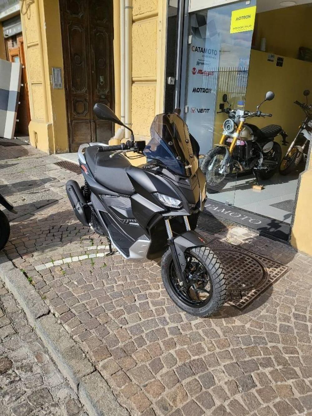 Aprilia SR GT 200 (2022 - 24) (3)