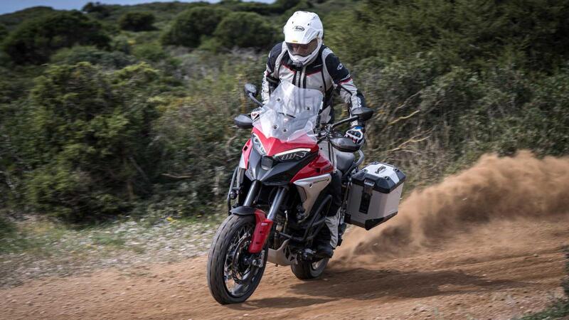 Ducati Multistrada V4 Rally: il TEST della Multi pi&ugrave; esagerata! Con il commento di Claudio Domenicali [VIDEO]