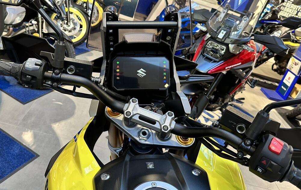 Suzuki V-Strom 1050DE (2025) (12)