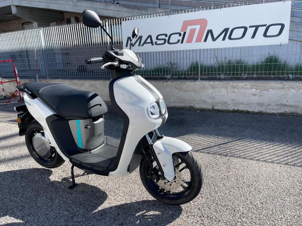 Yamaha Neo's L1e (2022 - 25) (2)