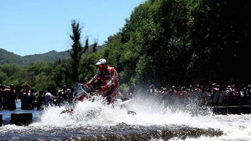 Dakar 2015, Tappa I. Sunderland (KTM) e Al-Attiyah (Mini) aprono le danze 