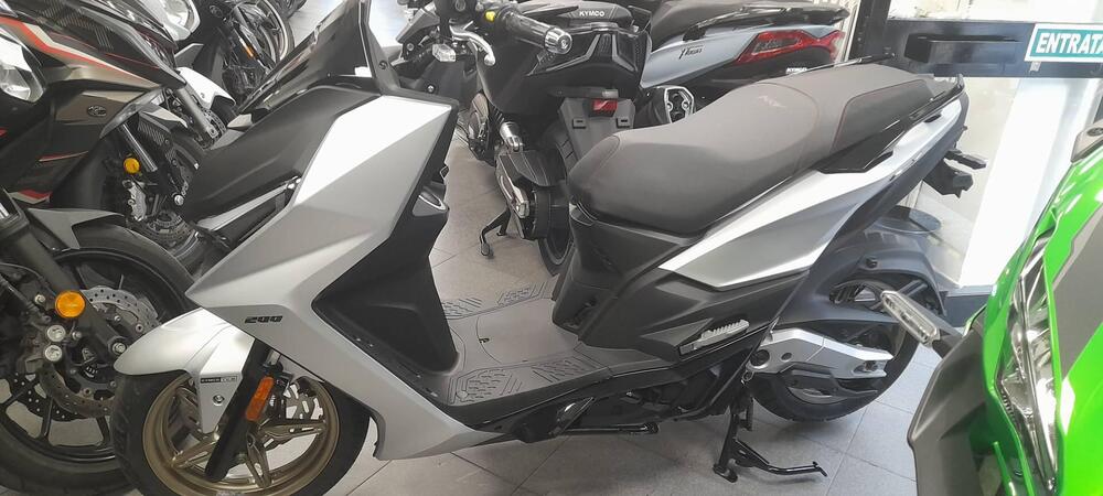 Kymco KRV 200 (2023 - 25) (7)