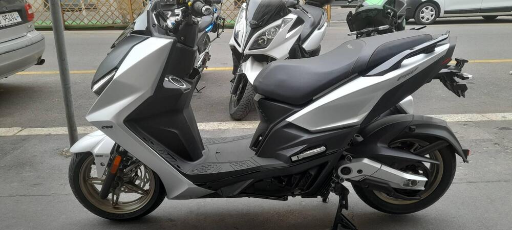 Kymco KRV 200 (2023 - 25) (16)