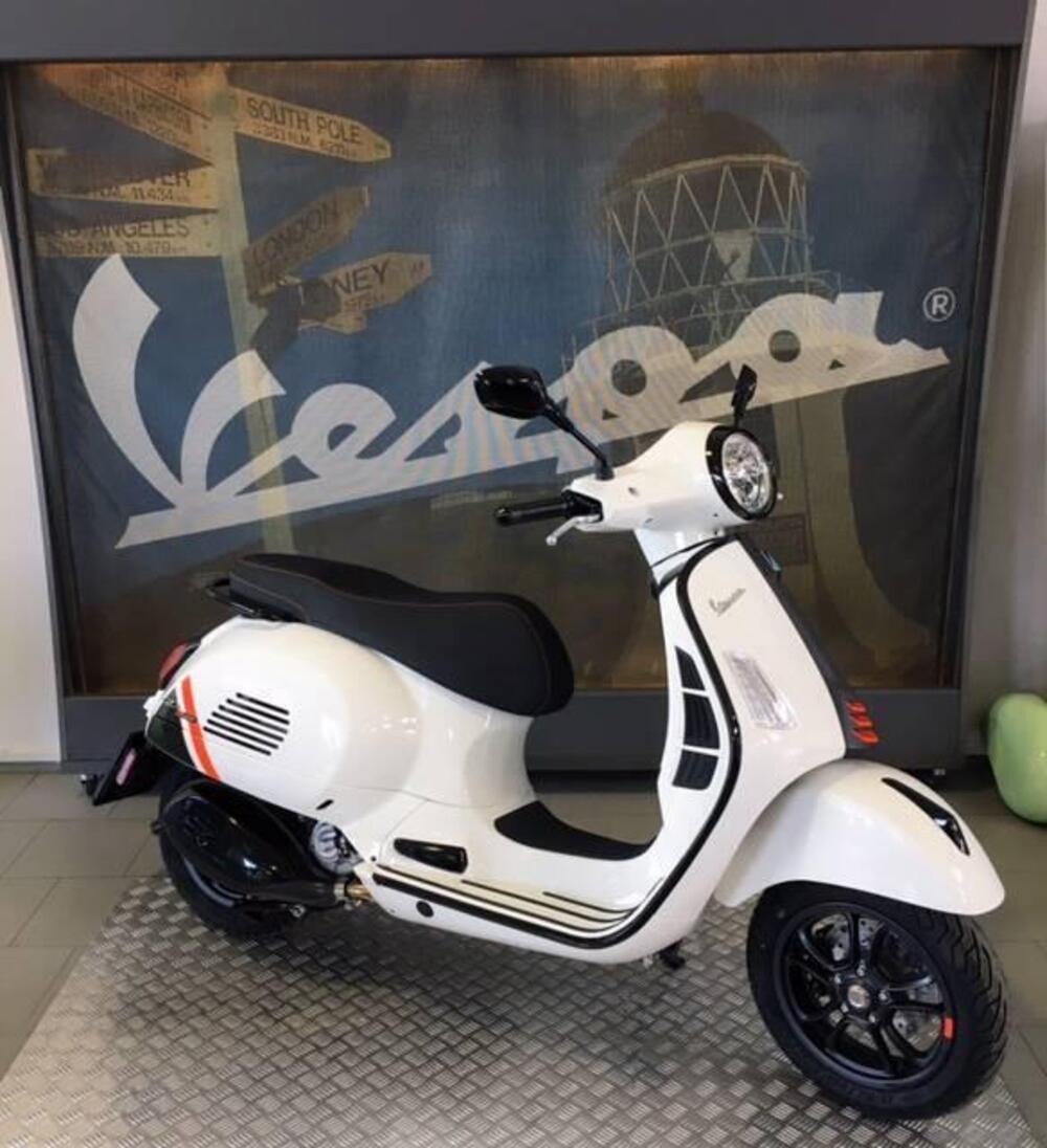 Vespa GTS 310 Supersport (2025)