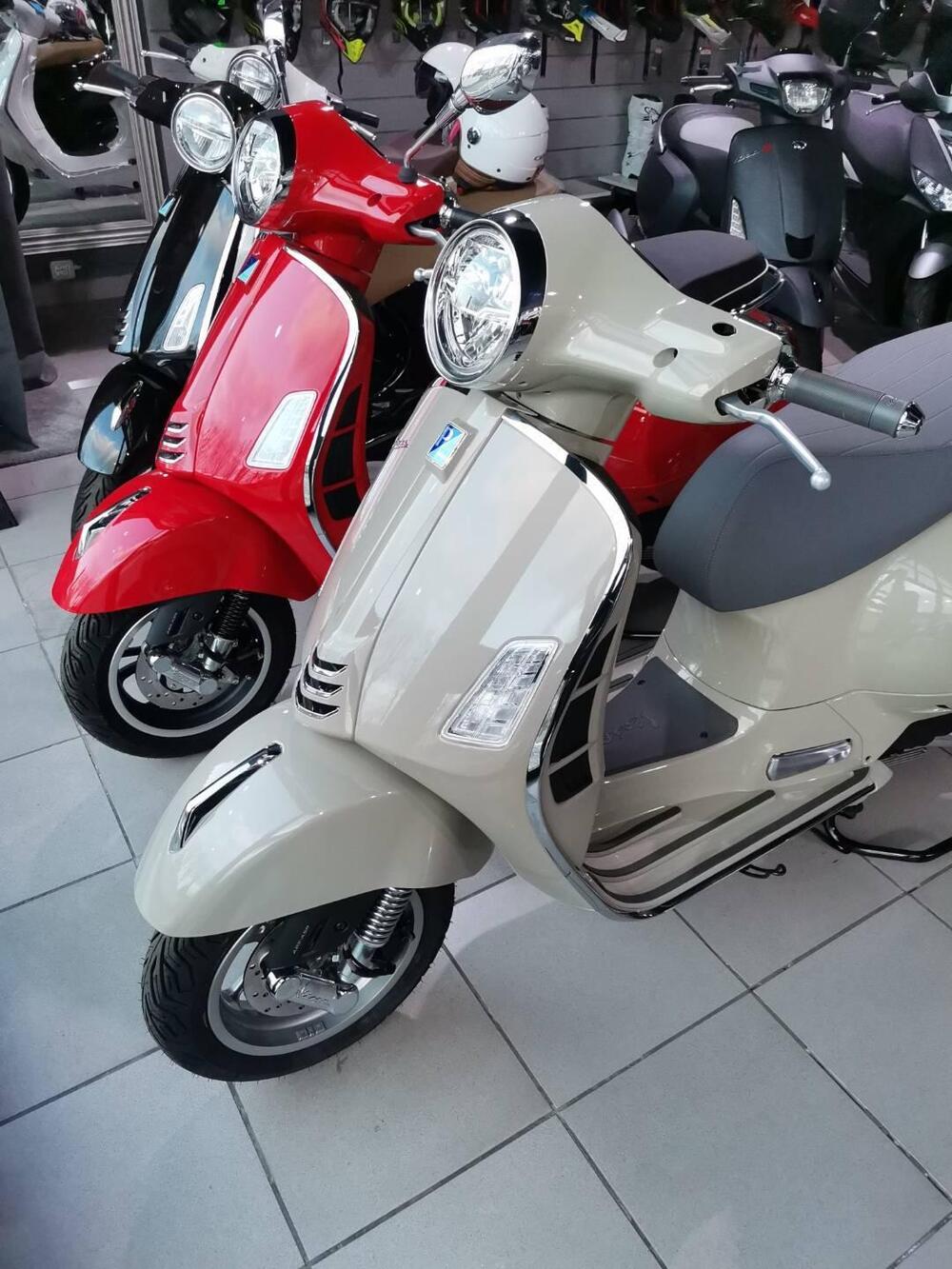 Vespa GTS 310 (2025) (4)
