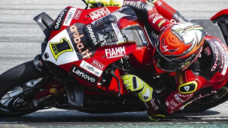 SBK 2023. Test Barcellona: Alvaro Bautista sfiora il record della pista