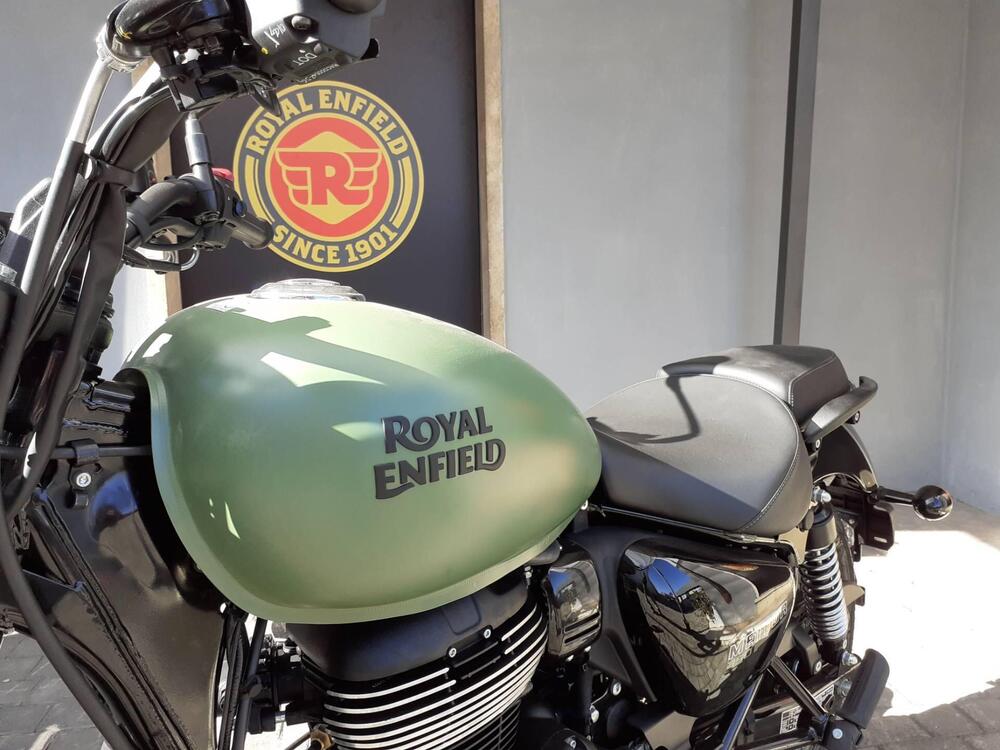 Royal Enfield Meteor 350 Fireball (2021 - 25) (5)