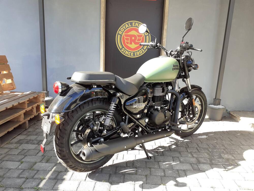 Royal Enfield Meteor 350 Fireball (2021 - 25) (8)