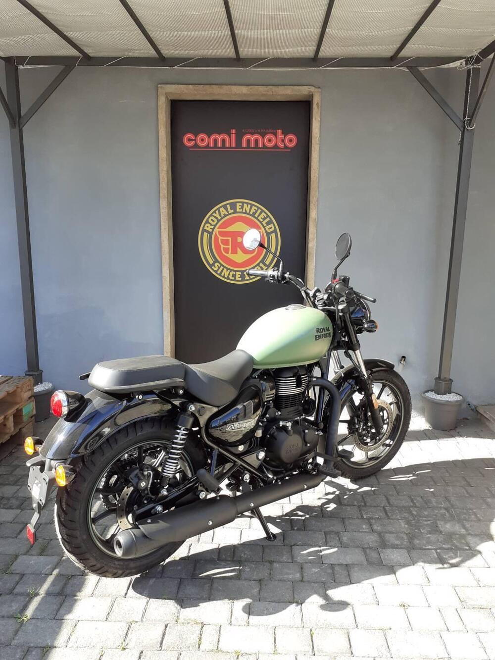 Royal Enfield Meteor 350 Fireball (2021 - 25) (9)