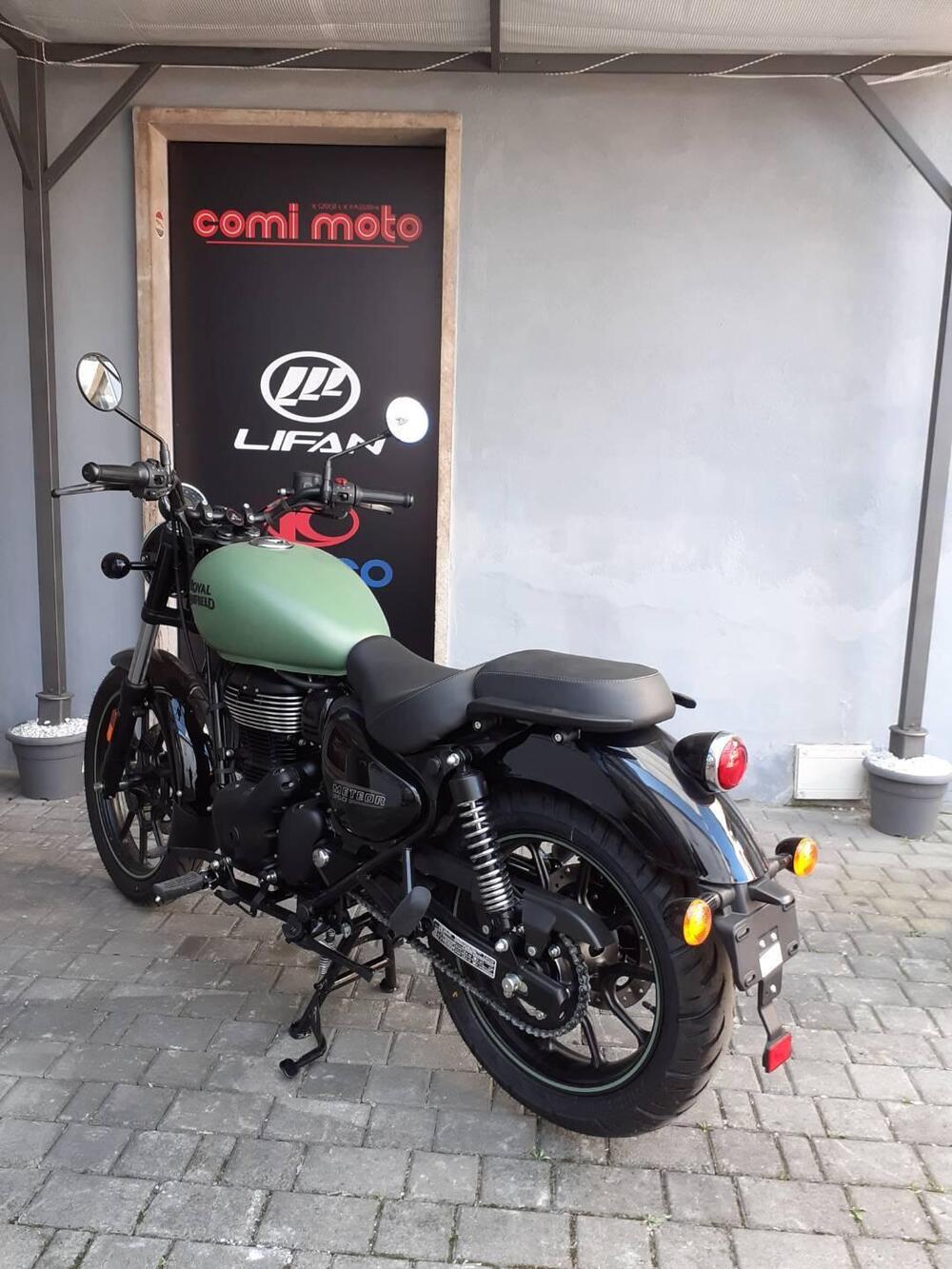 Royal Enfield Meteor 350 Fireball (2021 - 25) (16)