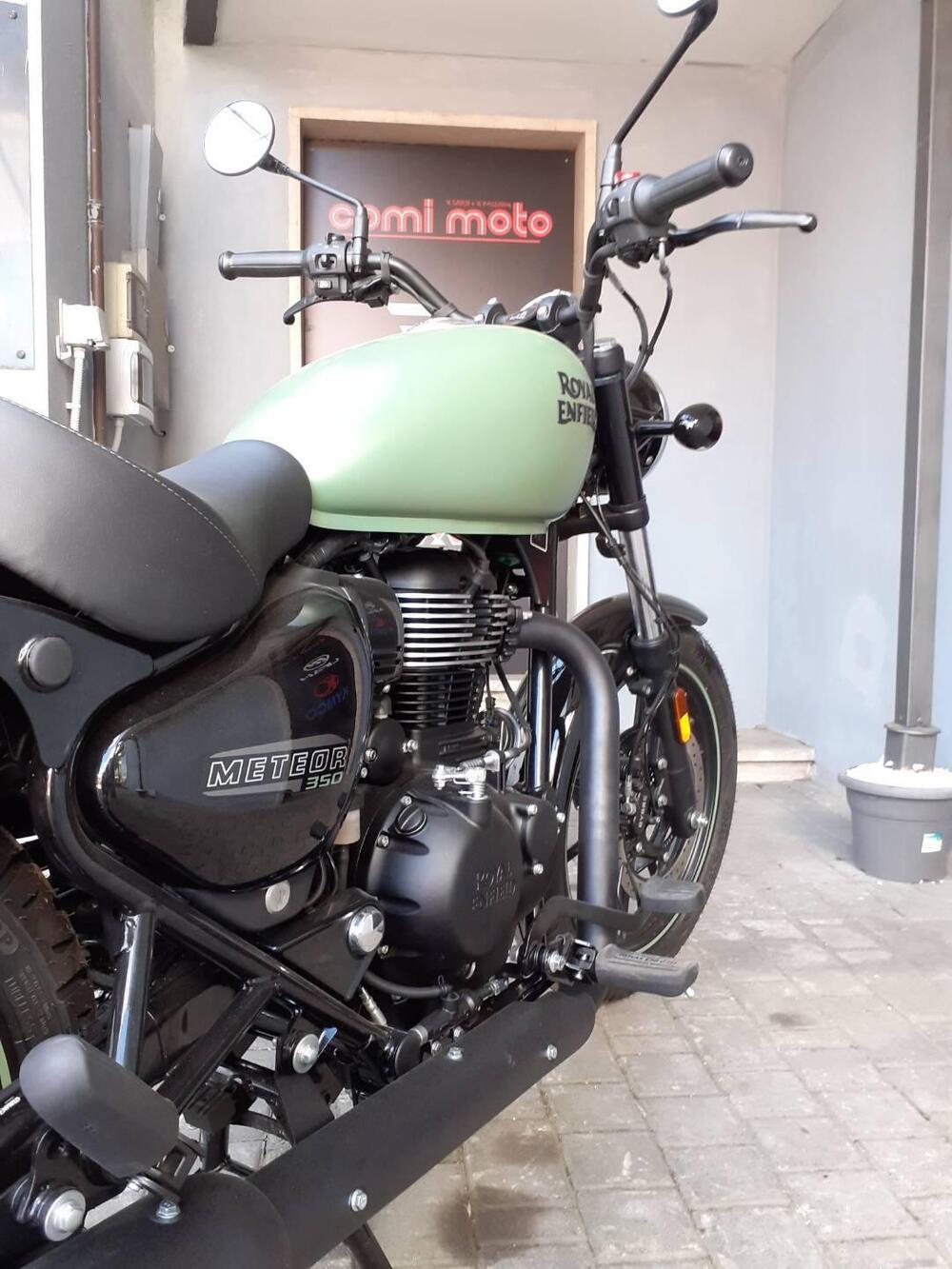 Royal Enfield Meteor 350 Fireball (2021 - 25) (19)