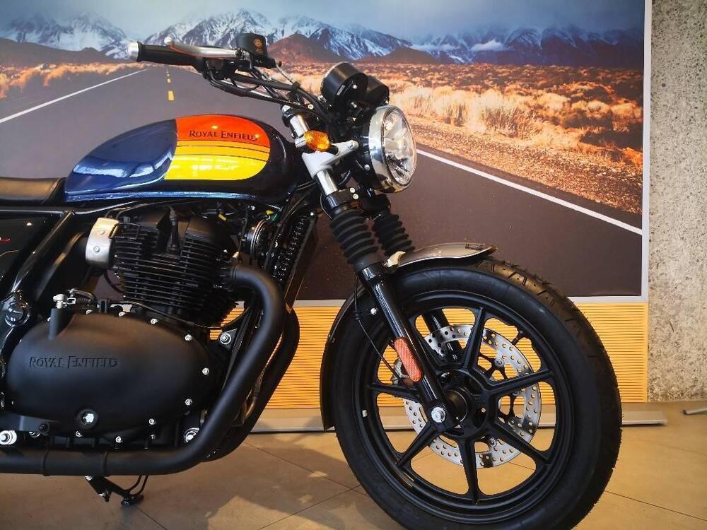 Royal Enfield Interceptor 650 (2021 - 26) (4)