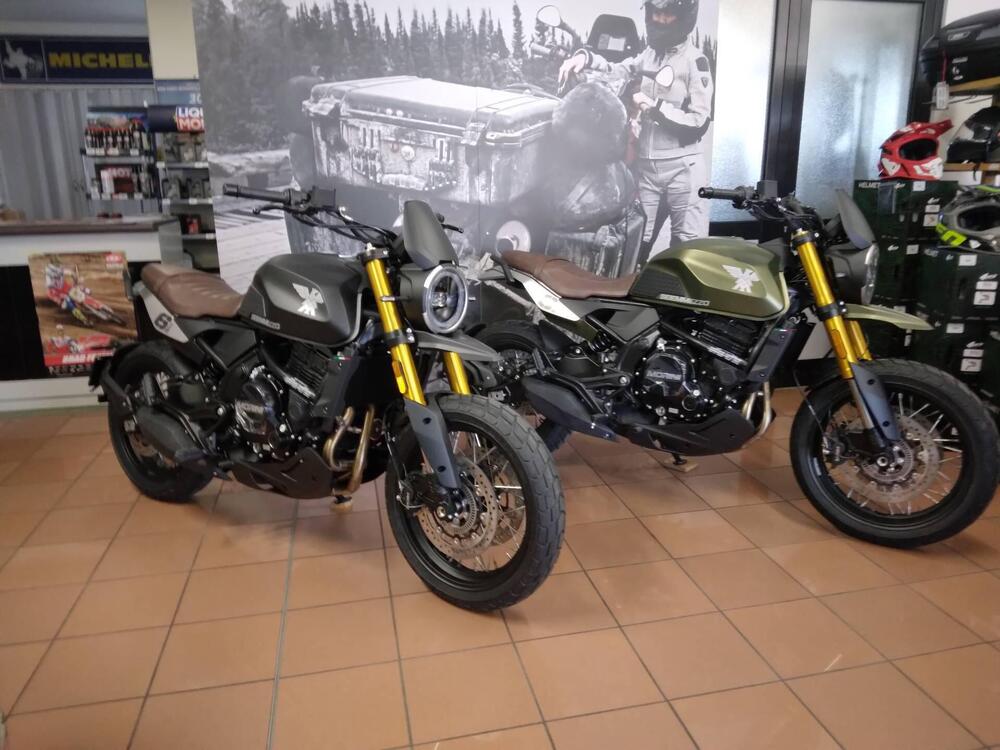 Moto Morini SEIEMMEZZO SCR (2022 - 26)