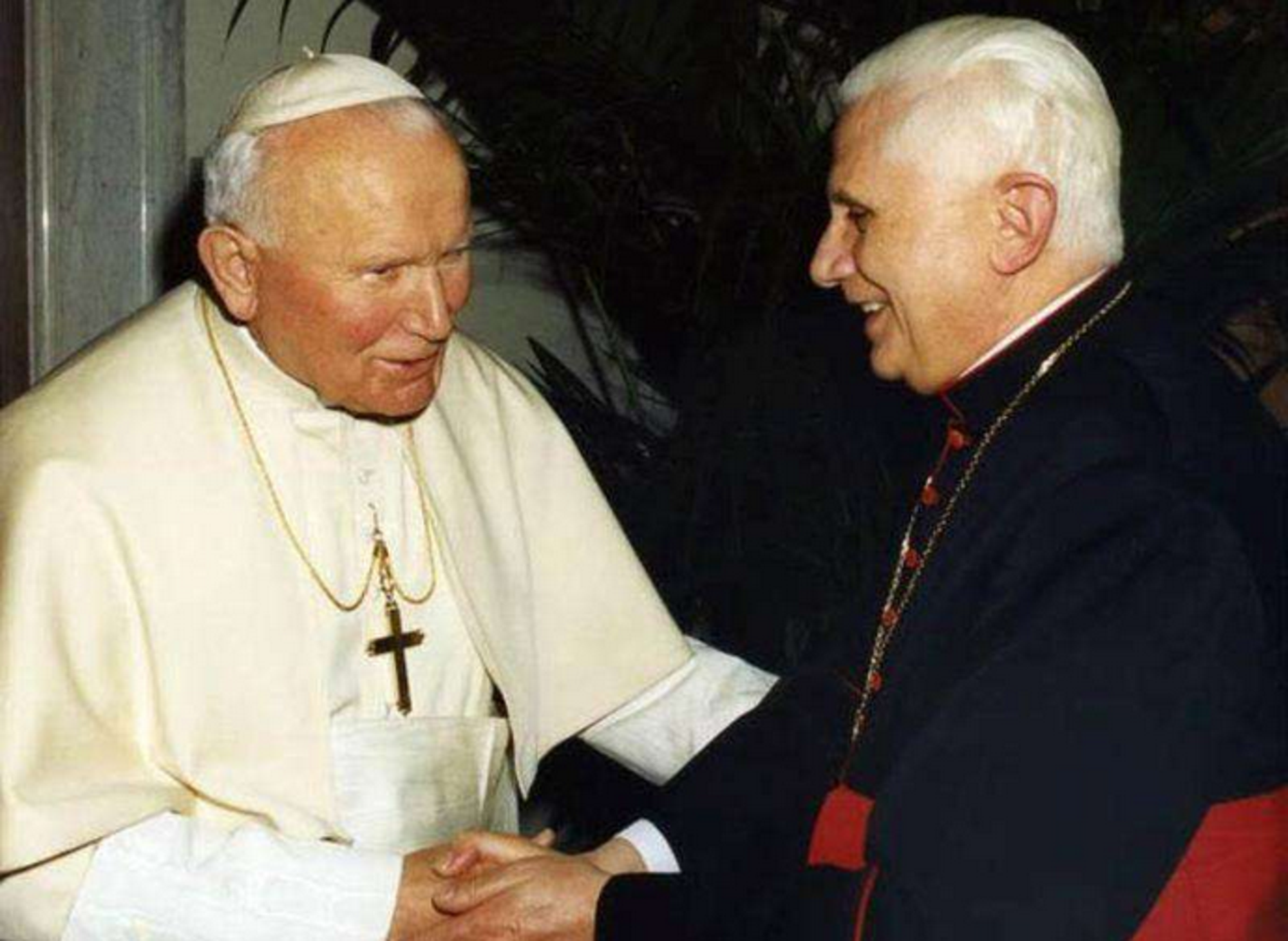 Papa Giovanni Paolo II con l&#039;allora cardinale Joseph Ratzinger