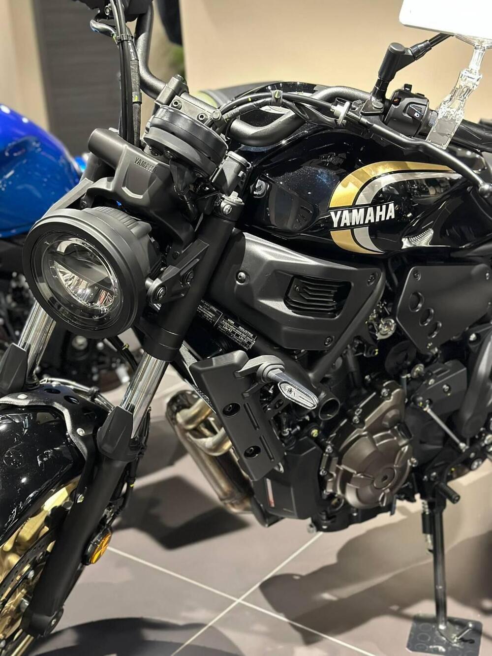 Yamaha XSR 700 (2022 - 26) (2)