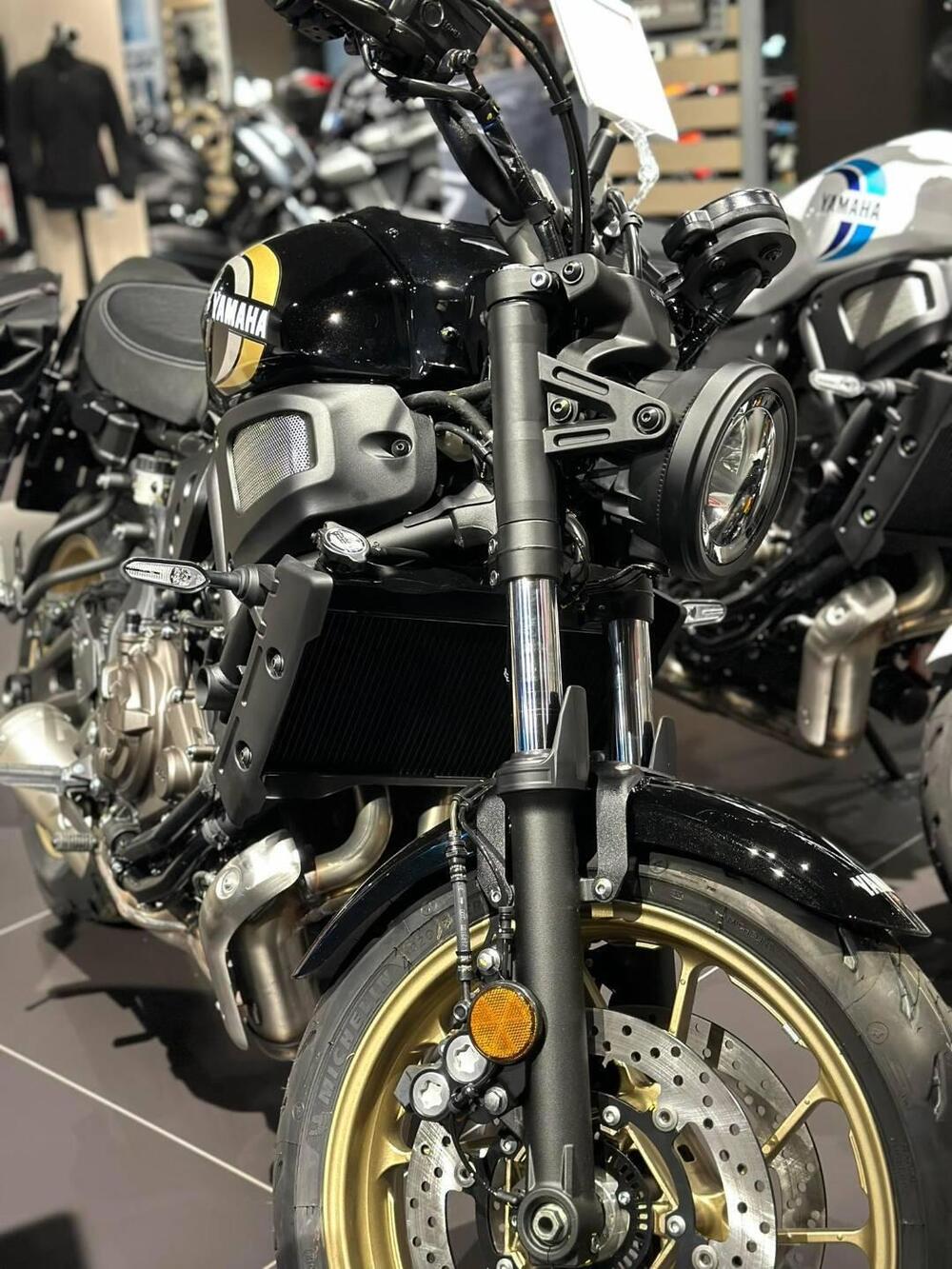 Yamaha XSR 700 (2022 - 26) (5)