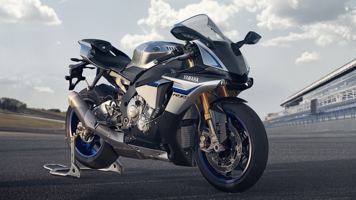Yamaha YZF R1 M (2015 - 16)