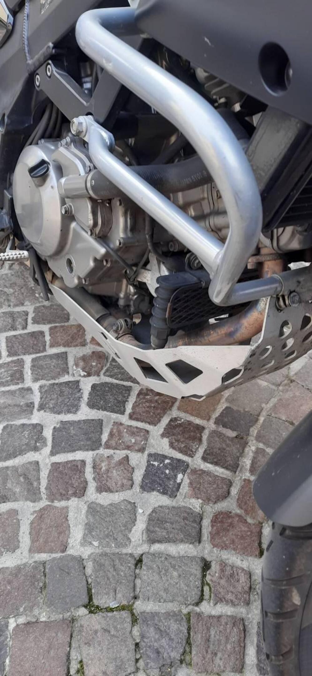 Suzuki V-Strom 650DL (2006 - 07) (6)