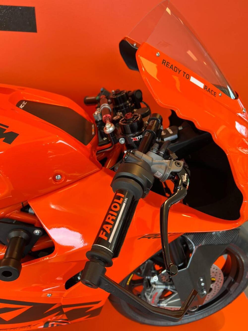 KTM RC 8C 890 (2021 - 22) (6)