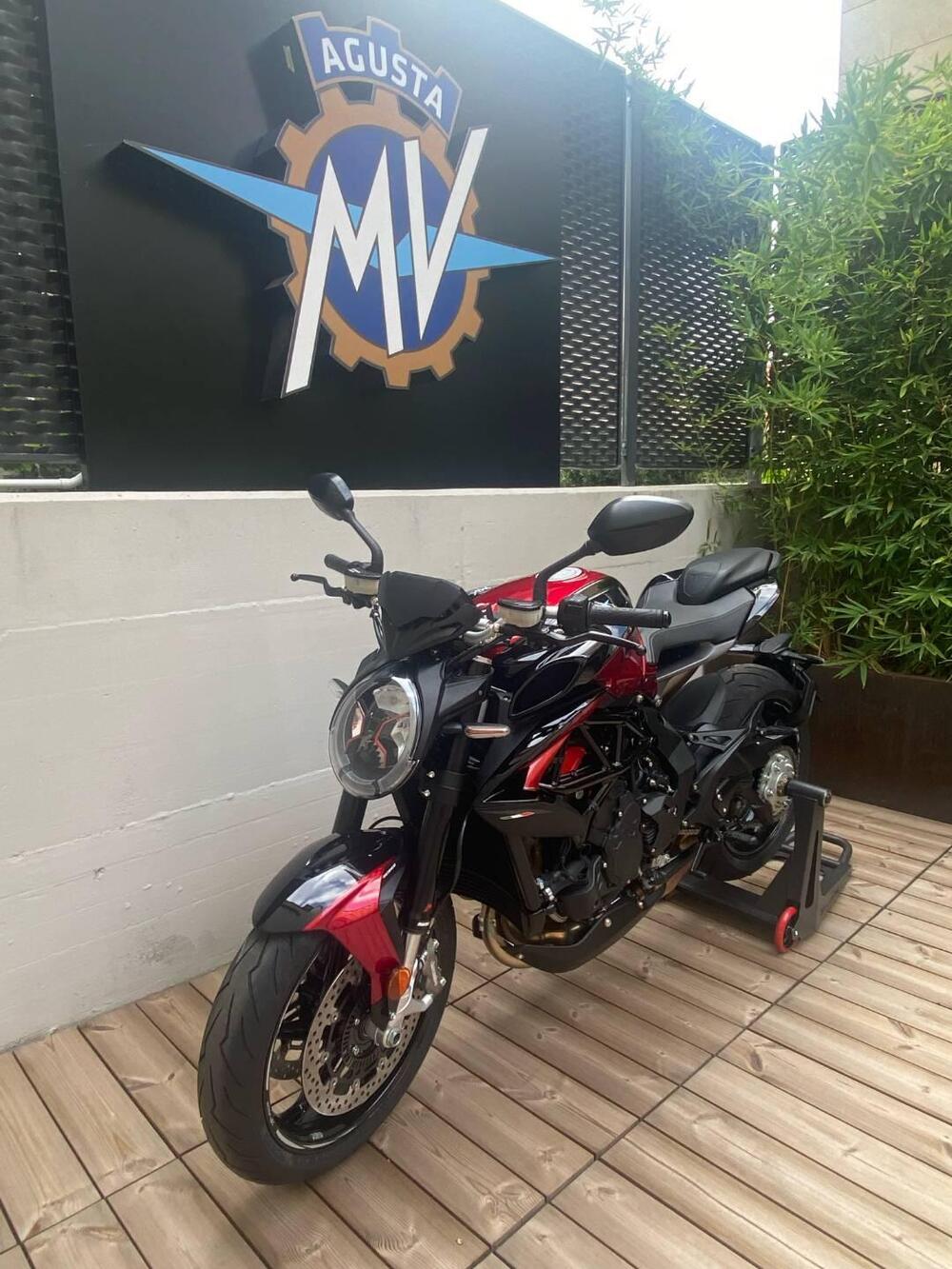 MV Agusta Brutale 800 RR (2021 - 25) (2)
