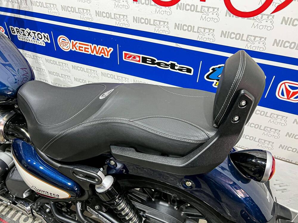 Royal Enfield Super Meteor 650 (2023 - 25) (15)