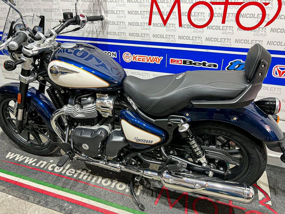 Royal Enfield Super Meteor 650 (2023 - 25) (11)