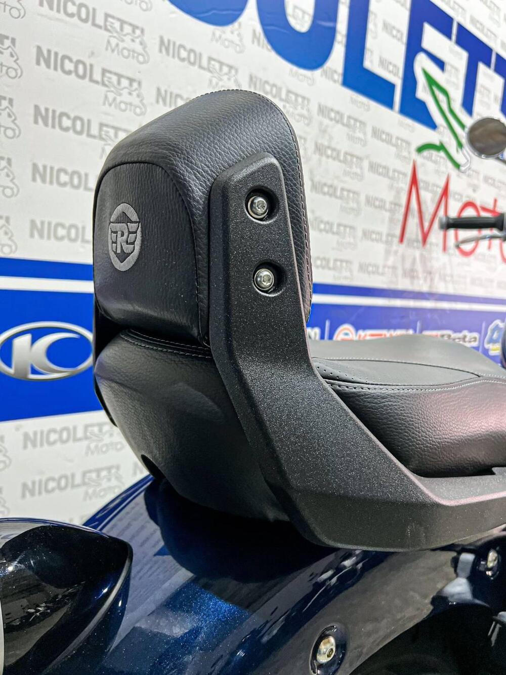 Royal Enfield Super Meteor 650 (2023 - 25) (8)