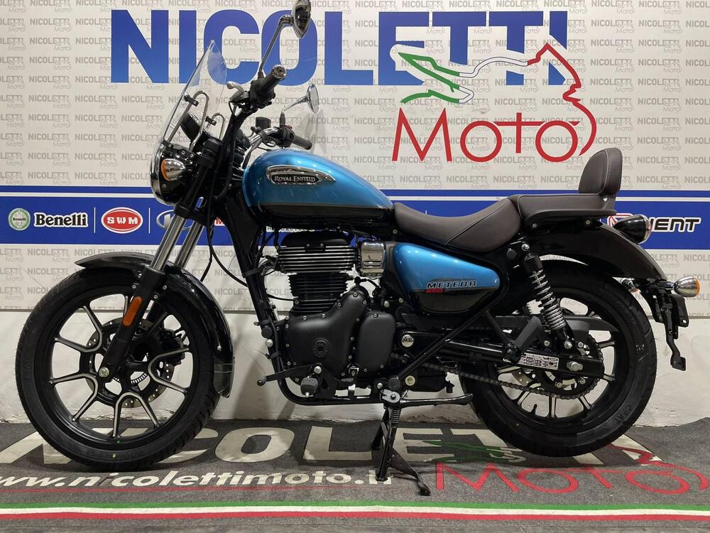 Royal Enfield Meteor 350 Supernova (2021 - 25) (7)