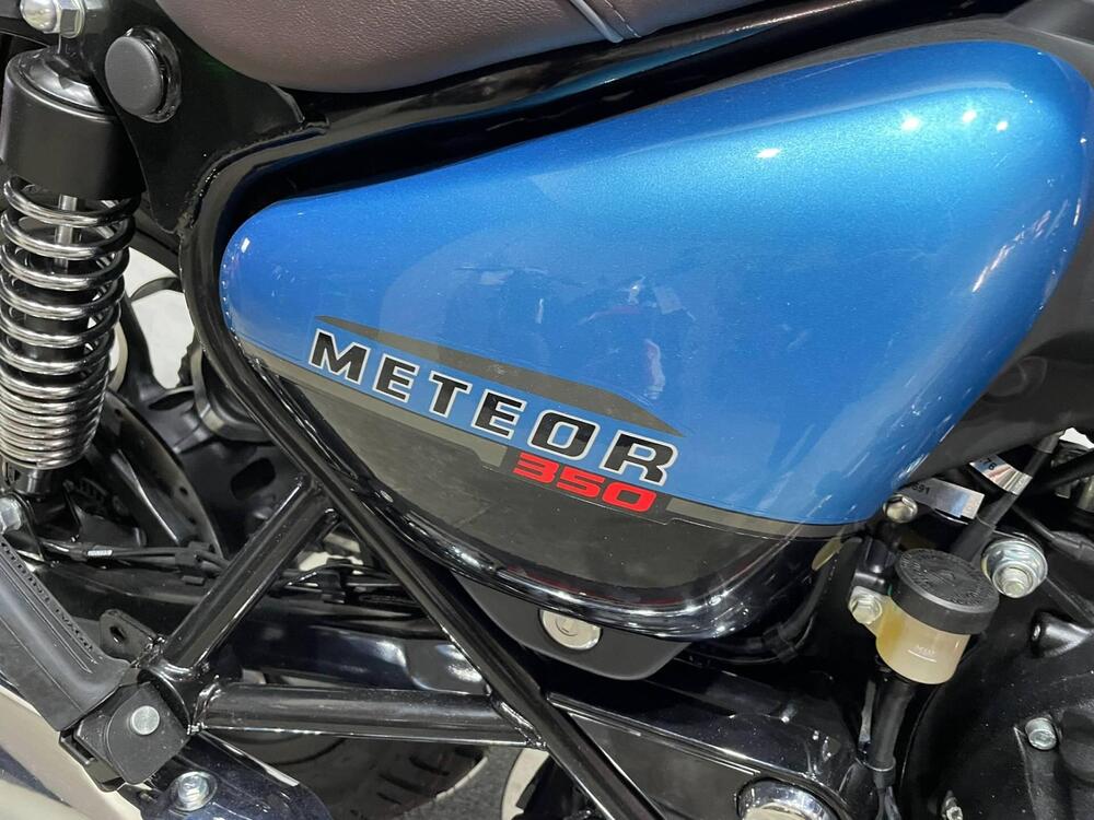 Royal Enfield Meteor 350 Supernova (2021 - 25) (6)