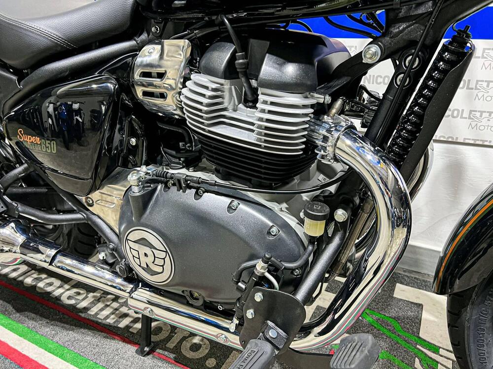 Royal Enfield Super Meteor 650 (2023 - 25) (3)
