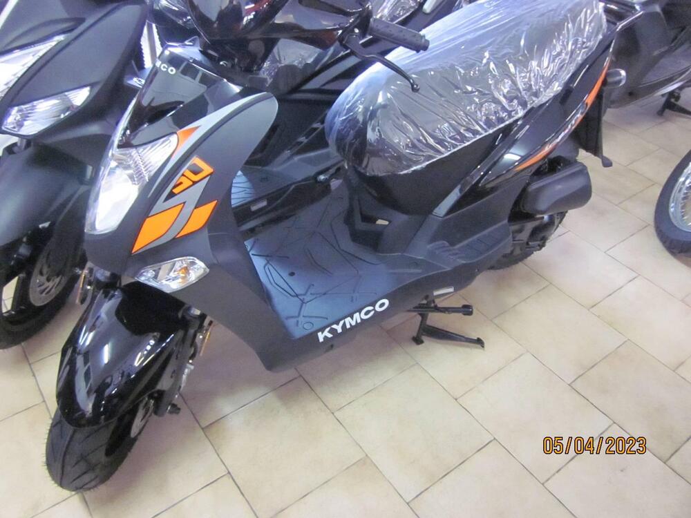 Kymco Agility 50 R12 (2021 - 25) (4)