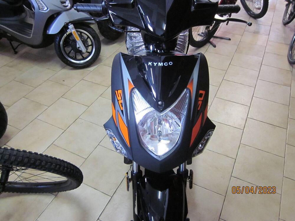 Kymco Agility 50 R12 (2021 - 25) (6)