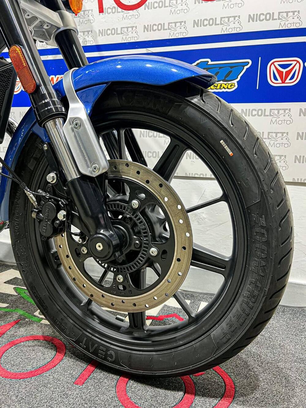 Royal Enfield Super Meteor 650 (2023 - 25) (10)