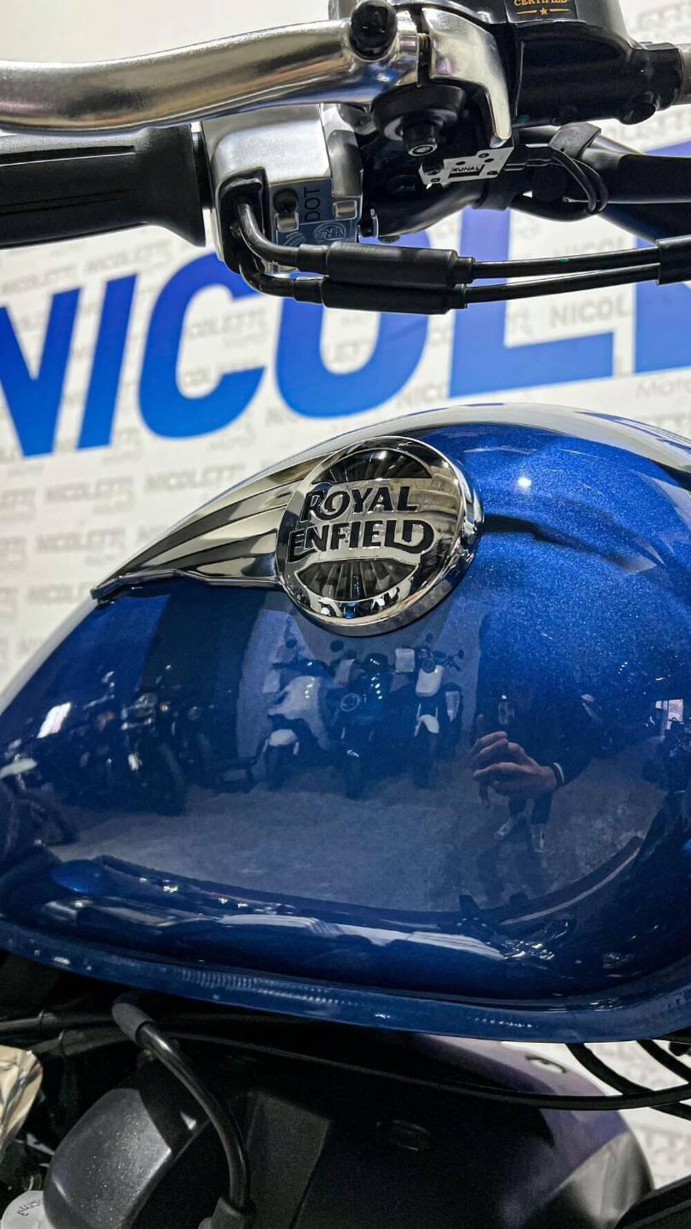 Royal Enfield Super Meteor 650 (2023 - 25) (12)