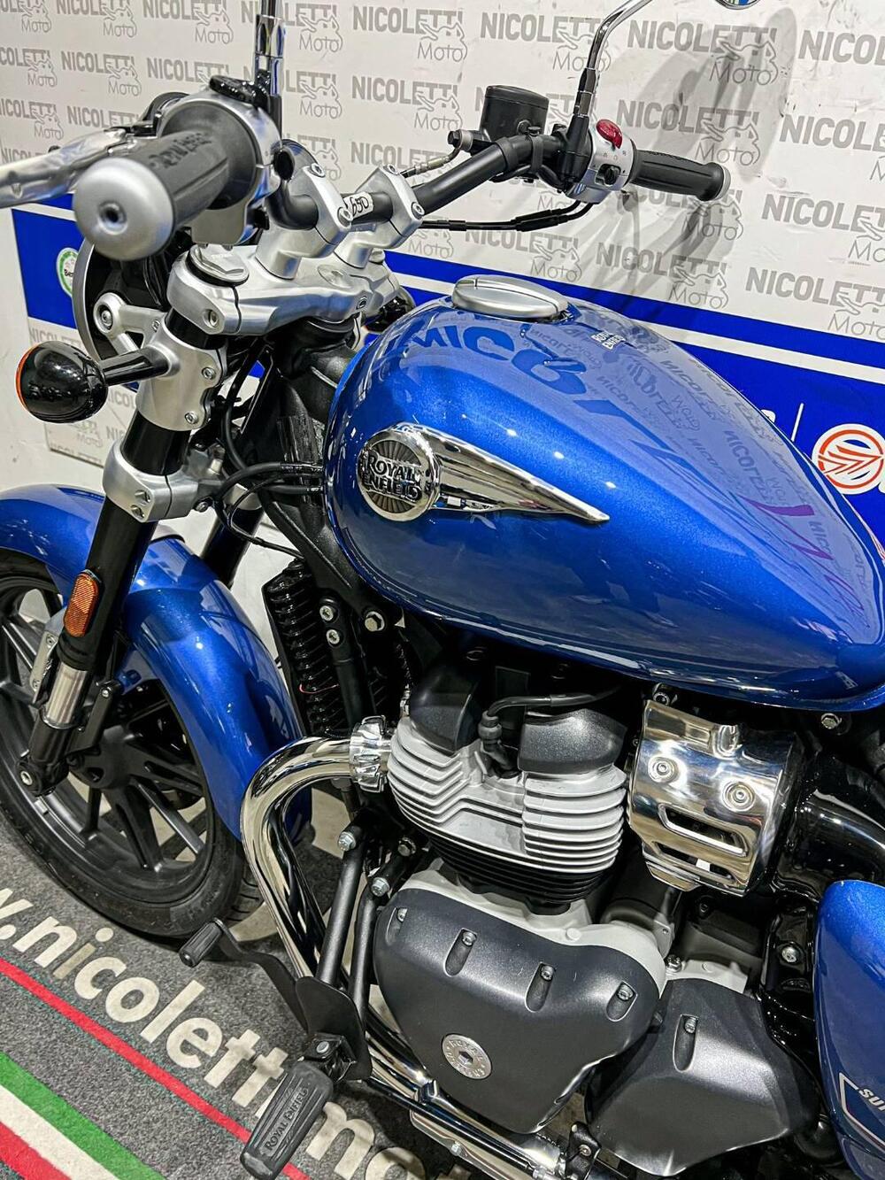 Royal Enfield Super Meteor 650 (2023 - 25) (15)