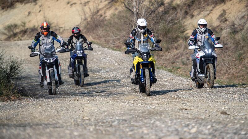 Maxi Enduro 2023, COMPARATIVA! Honda Transalp, Suzuki V-Strom 800, Yamaha T&eacute;n&eacute;r&eacute;, Aprilia Tuareg [VIDEO]