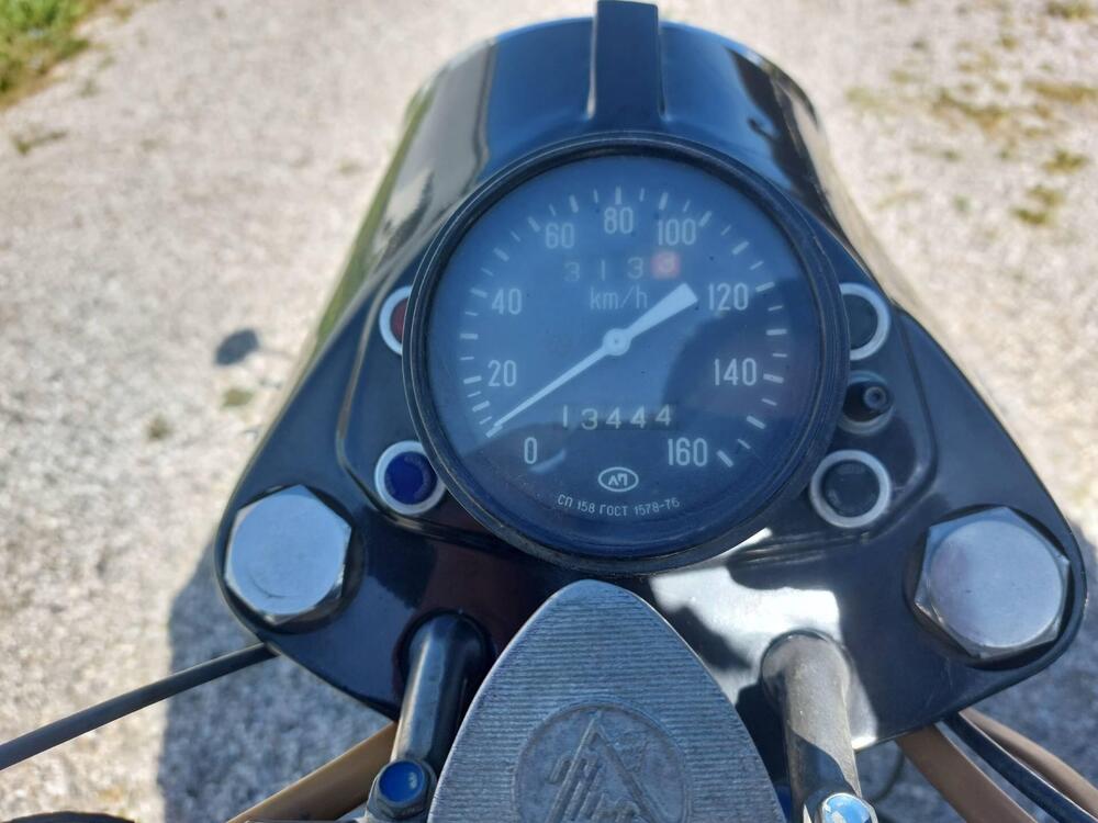 Ural IMZ 650 Side-Car (11)