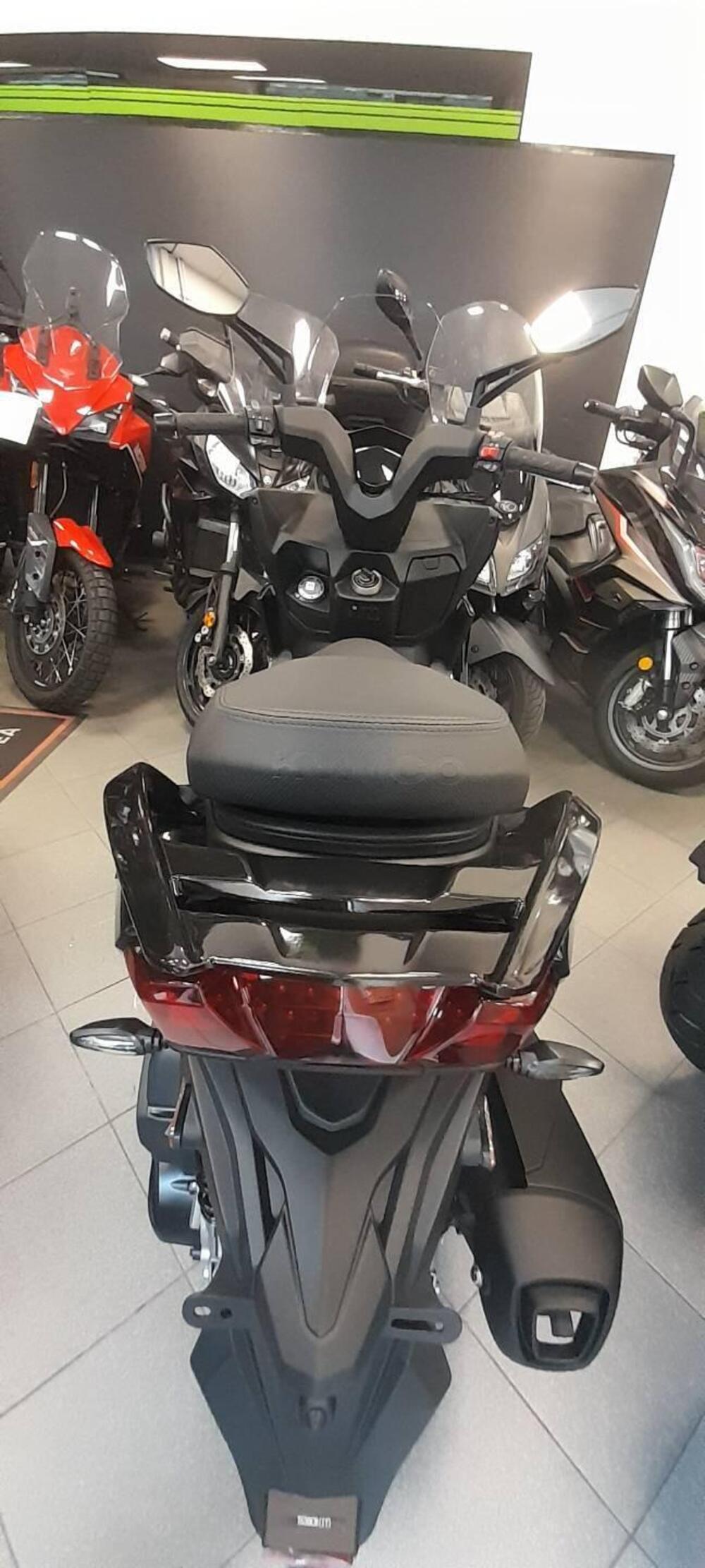 Kymco Dink R 150 Tunnel (2023 - 25) (4)