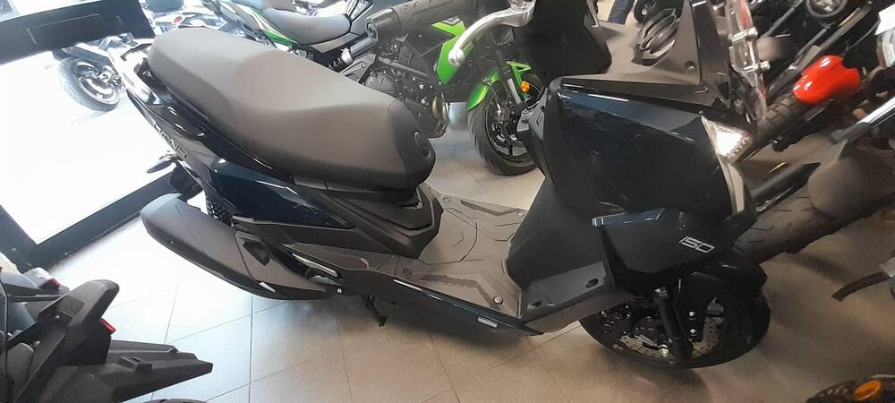 Kymco Dink R 150 Tunnel (2023 - 25) (6)