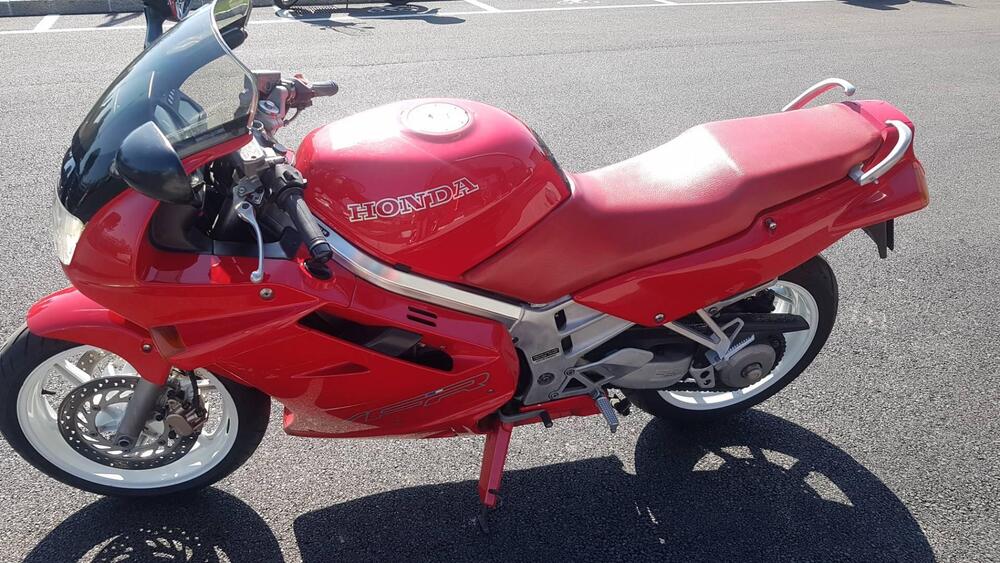 Honda VFR 750 F (1990 - 93) (2)