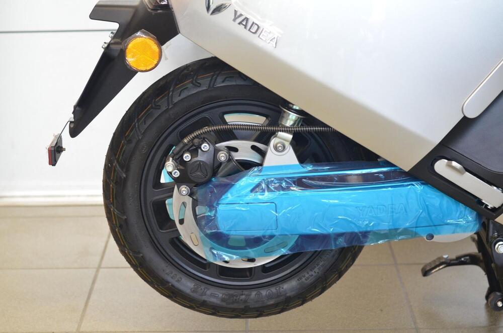 Yadea G5S (2022 - 25) (2)