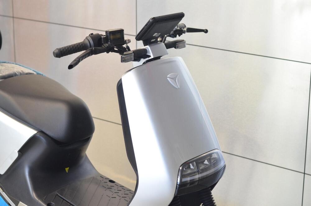 Yadea G5S (2022 - 25) (5)