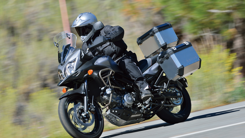 Suzuki, entra a listino la V-Strom 650 XT ABS